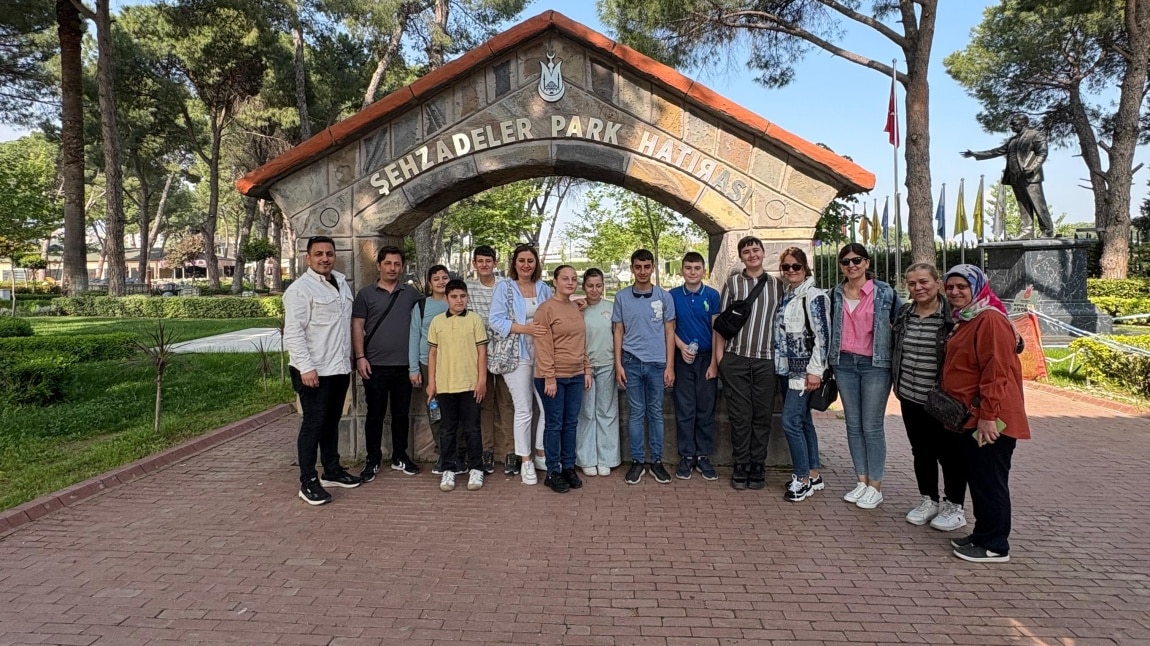 Özel Eğitim Öğrencilerimiz Manisa Gezisi' nde